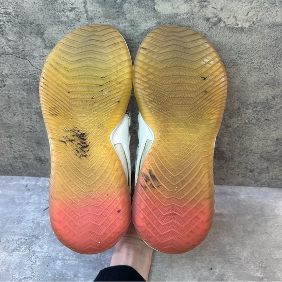 Nike Air Flight Huarache Sneakers Womens sz 8.5 - tan - Picture 4 of 7